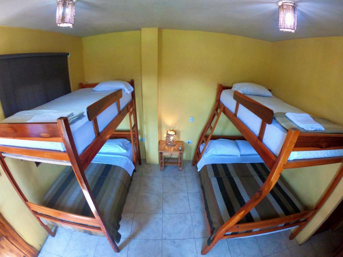 Hostal Moai Montanita Exterior photo