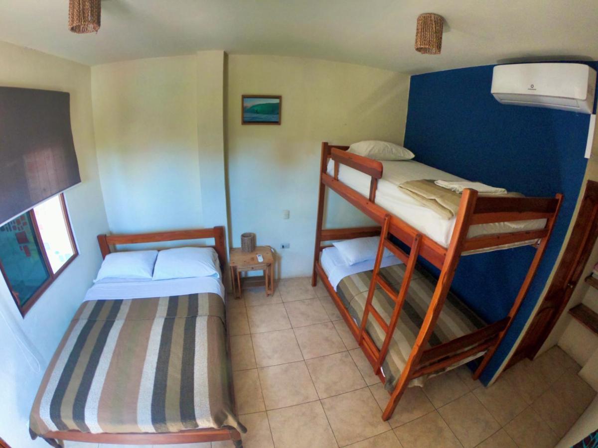 Hostal Moai Montanita Exterior photo