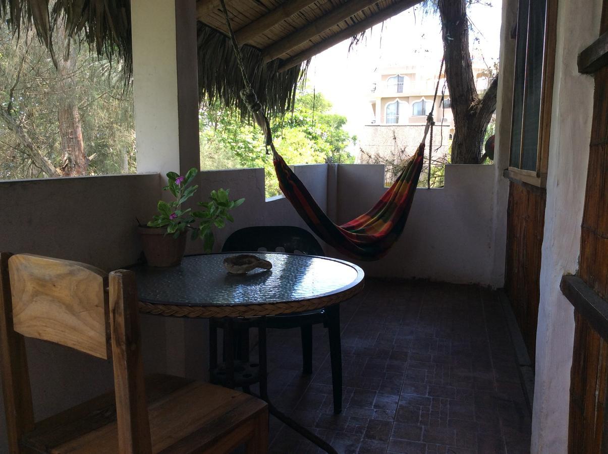 Hostal Moai Montanita Exterior photo